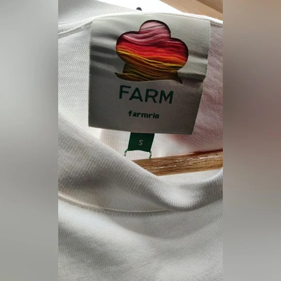 FARM Rio White Tee America Latina Off White Relaxed. - Picture 5 of 7